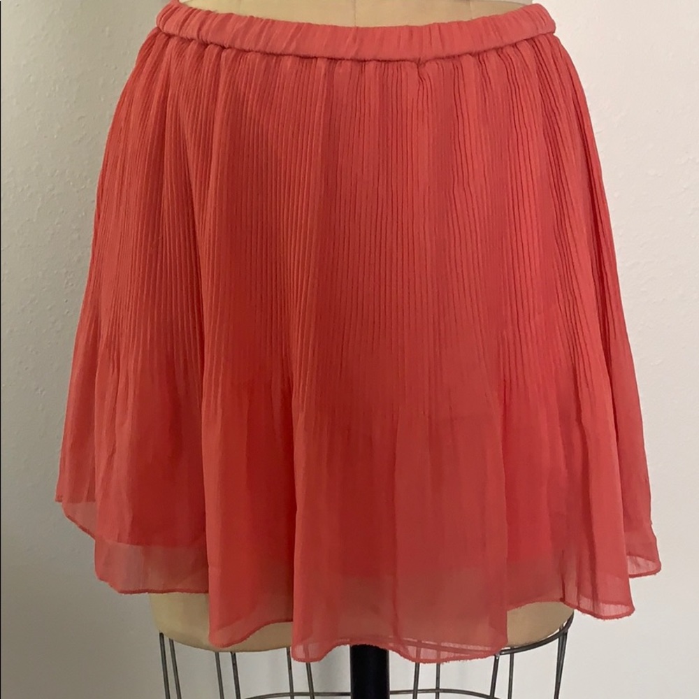 Pleated mini skirt